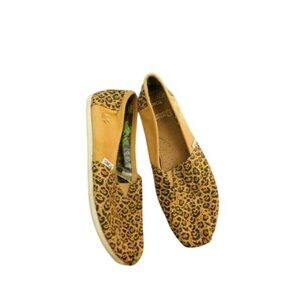 Toms Size 9.5  Classic Leopard Print Fabric Natural Geographic Shoes